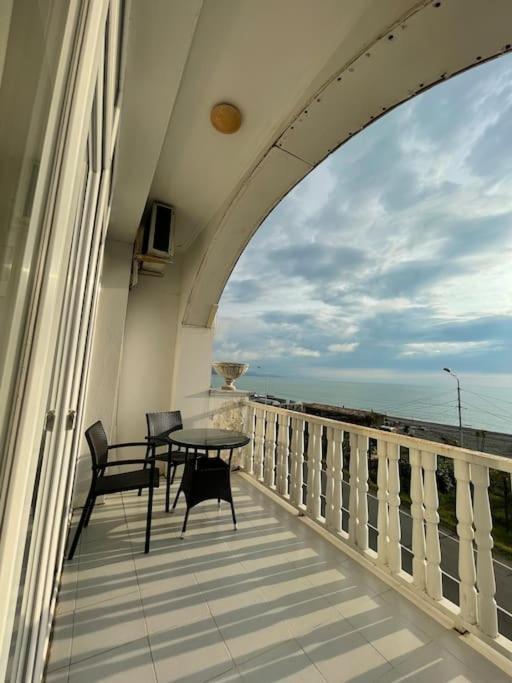 Sea View Studio Apartment In Gonio-Kvariati Ngoại thất bức ảnh